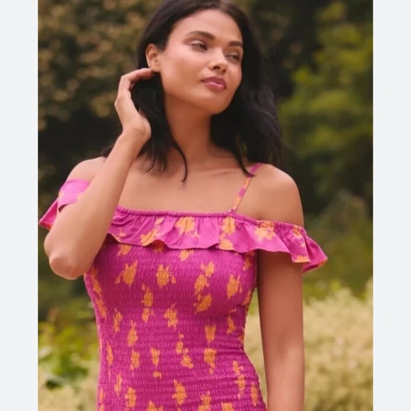 NWT By Anthropologie Smocked Off-The-Shoulder Midi Dress Size Large Magenta - Picture 5 of 10